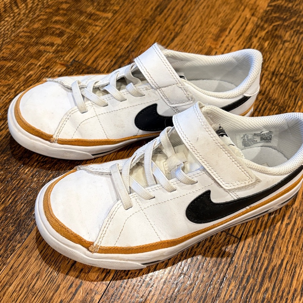 Boys Nike Court Legacy Sneaker - Picture 4 of 9